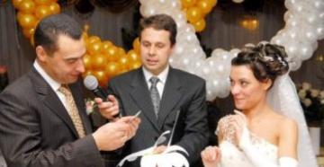 Составляем лучшее поздравление сыну на свадьбе Трогательные поздравления мамы жениха на свадьбе