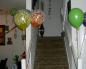 Как самостоятельно украсить шариками комнату: несколько идей для вдохновения Как красиво украсить комнату воздушными шарами